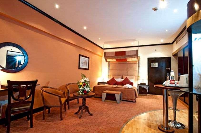 Al Jawhara Metro Hotel Dubai Phòng bức ảnh